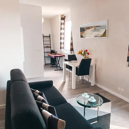 Apartment Zerua Studio Plage & Centre